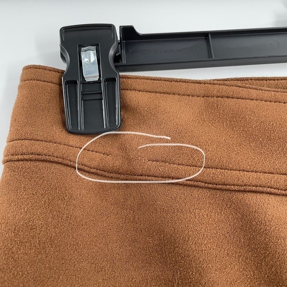 Philosophy Republic Faux Vegan Suede Camel Tan Snap Front Pockets Mini Skirt - Picture 4 of 10